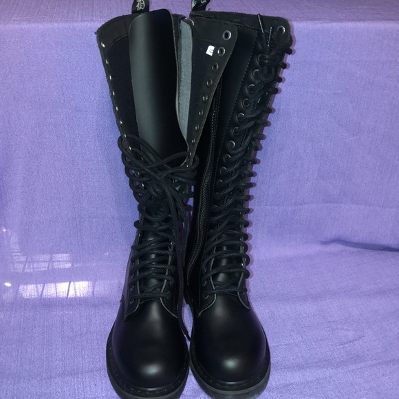 Used Demonia Bolt 400 Lace-Up Side Zip Boots Women’s Size 8 - Picture 3 of 11